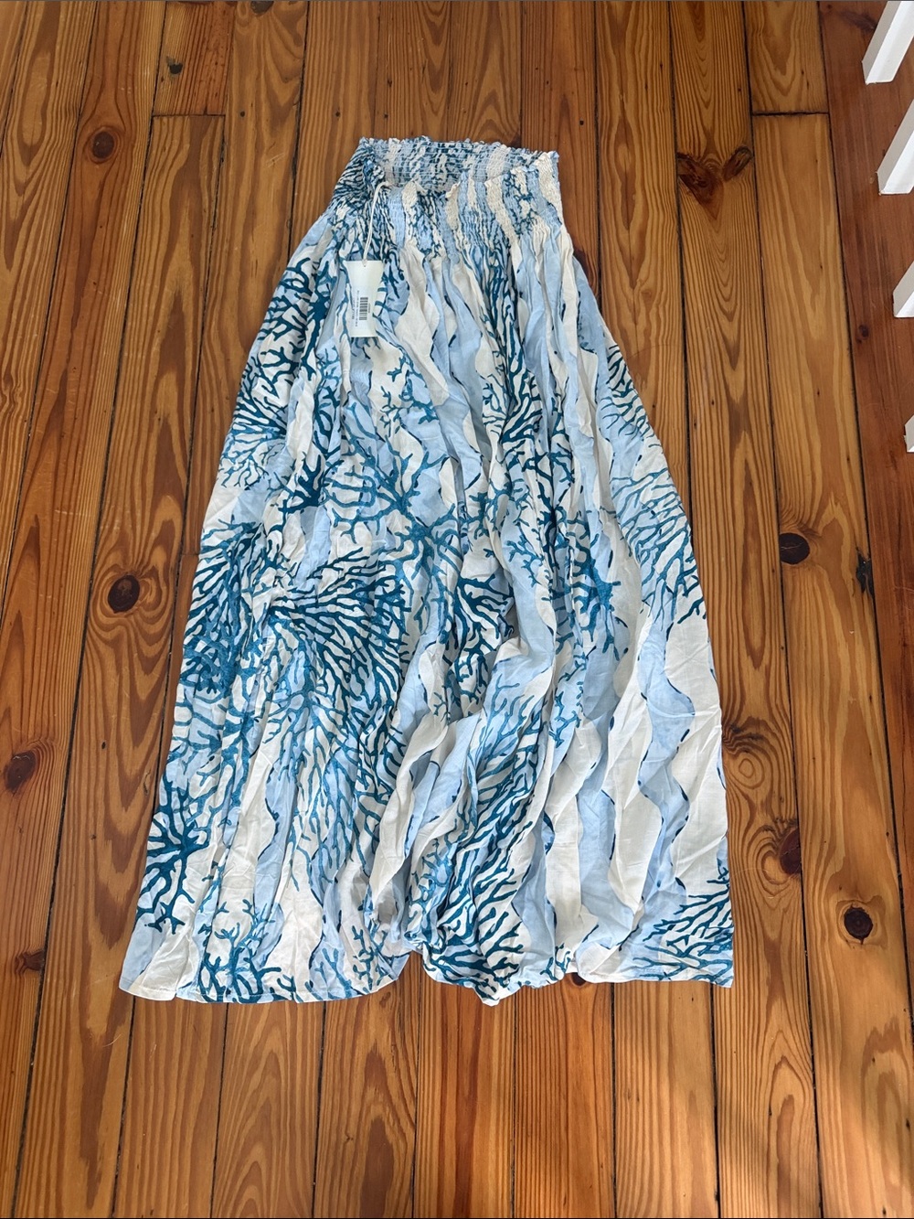Natalie Martin Blue & White Coral-Print Smocked Waist Maxi Skirt one size